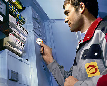 E-CHECK Fachmann für Ihre Sicherheit.